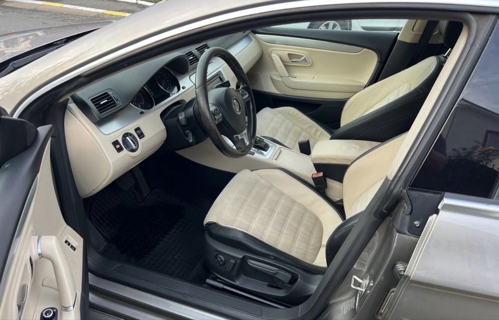 VW Passat CC 2.0TDI/ 140CP Automat/ Bi xenon/ Navigatie