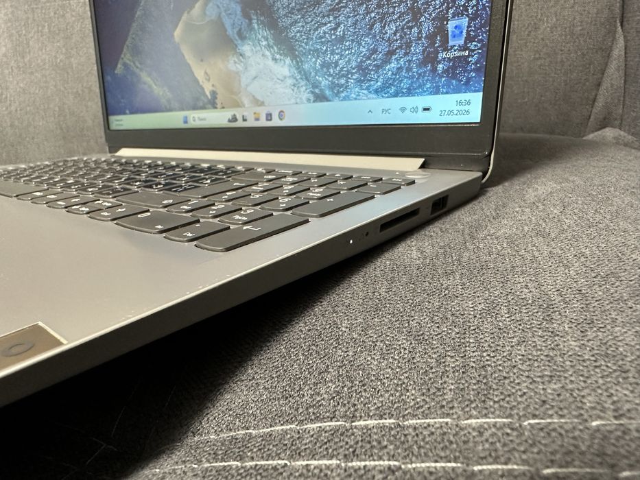 Ноутбук Lenovo intel/256GB SSD/Windows 11 Pro