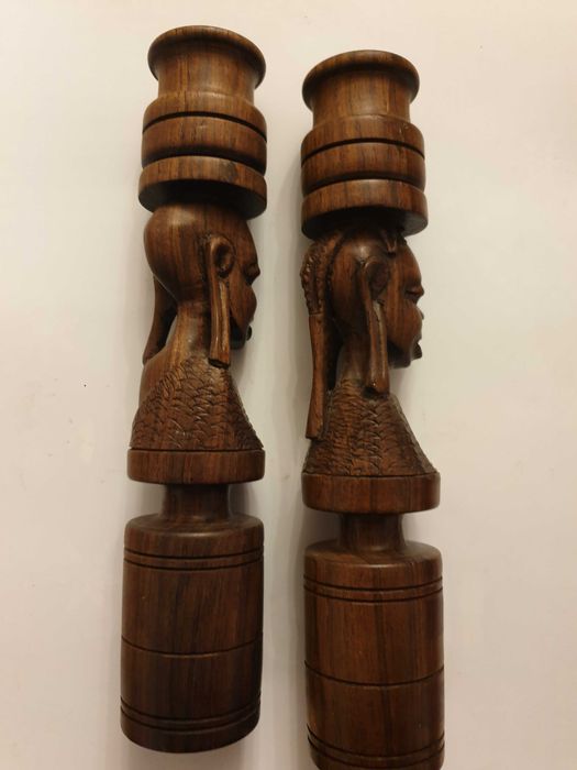 vand set nou sfesnice africane din lemn de teck