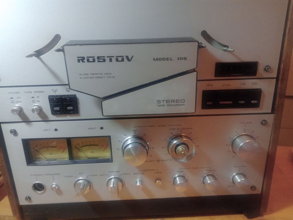 Magnetofon Rostov 105L  pentru restaurare