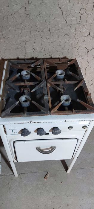 продается газовая плита