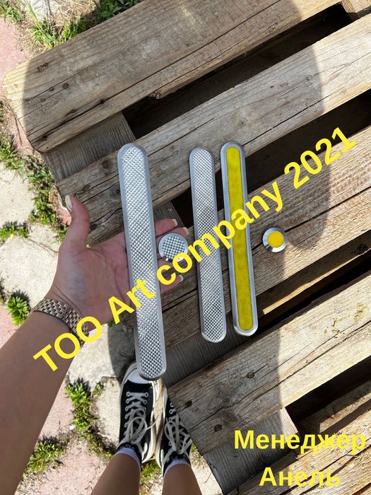 Тактильные индикаторы Полоса тактильная Направление движения