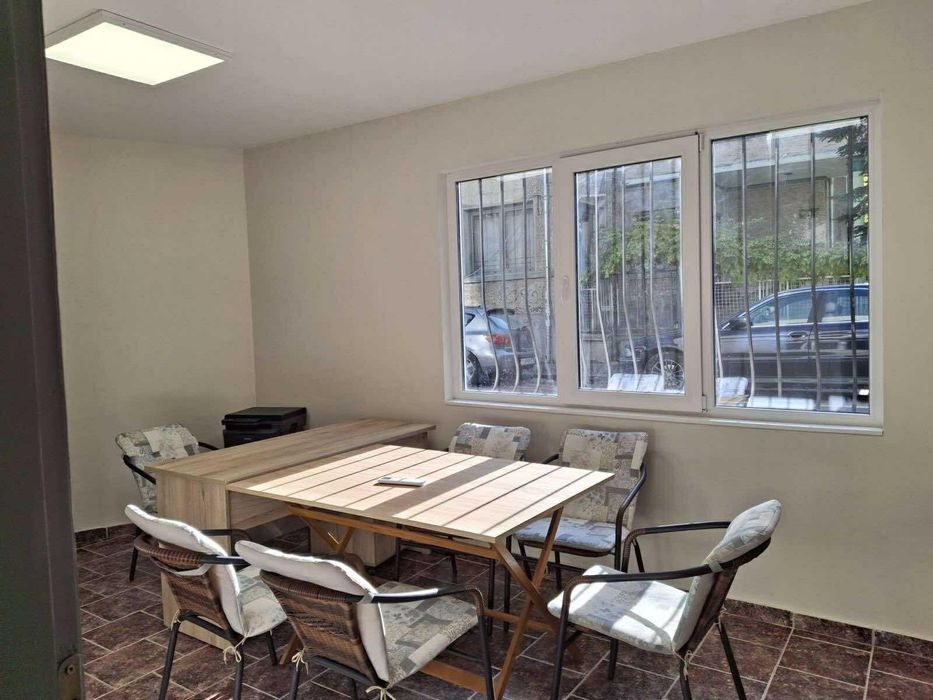 Офис, под наем, Център