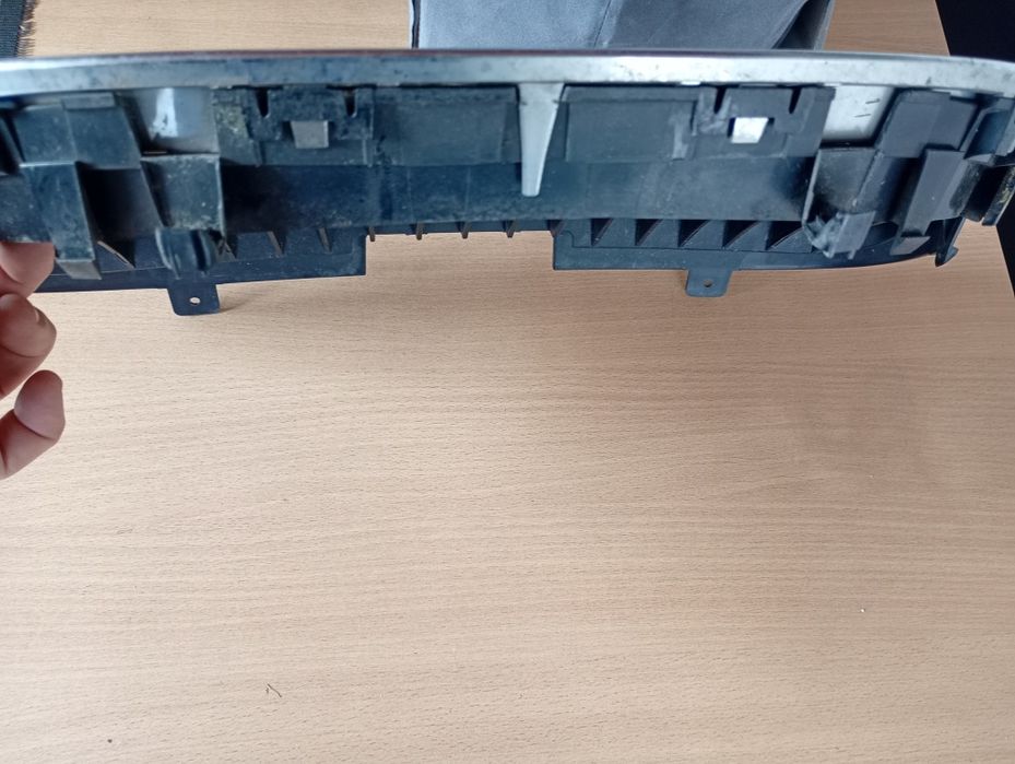 Grilă bară față Seat Leon OEM