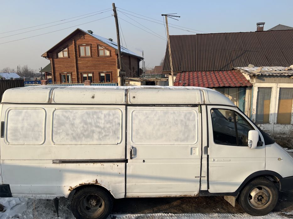 Продам машину срочна.