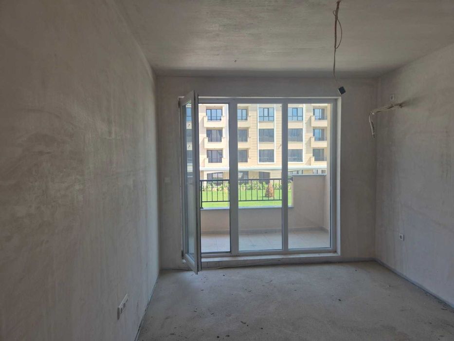 Продава се Двустаен апартамент в Пловдив, Остромила - 59 кв.м за 1729 €/кв.м - Снимка #2