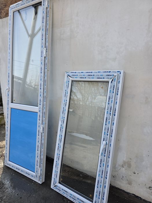 Пластиковые окно и дверь