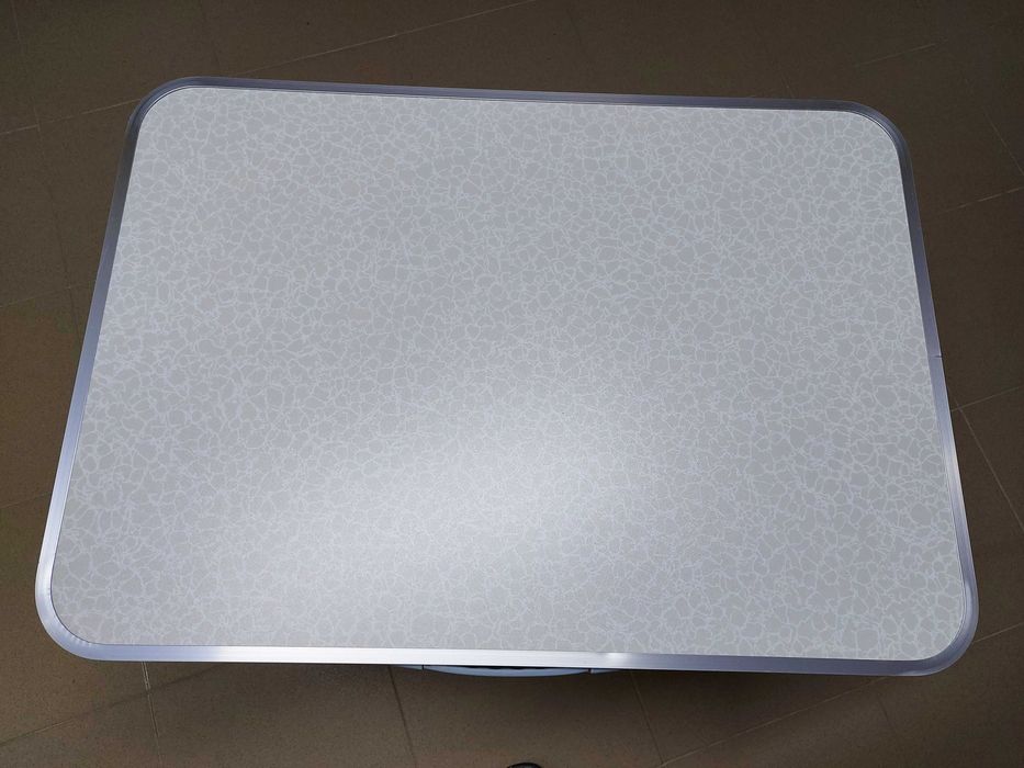 Сгъваеми  къмпинг маси и столове