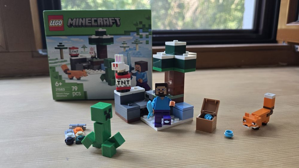 Lego Minecraft Steve's Adventure