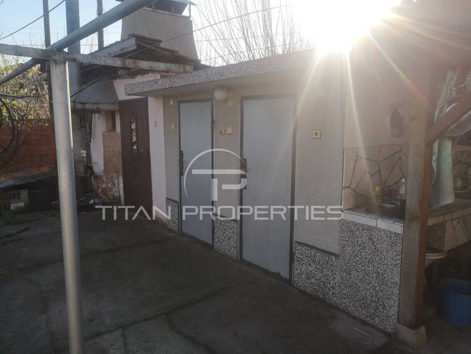 Продава се Къща в с. Цалапица, Област Пловдив - 200 кв.м за 625 €/кв.м - Снимка #1