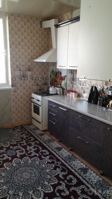 2 qavatli uy sotladi 3hona qogan malumotla telfonda