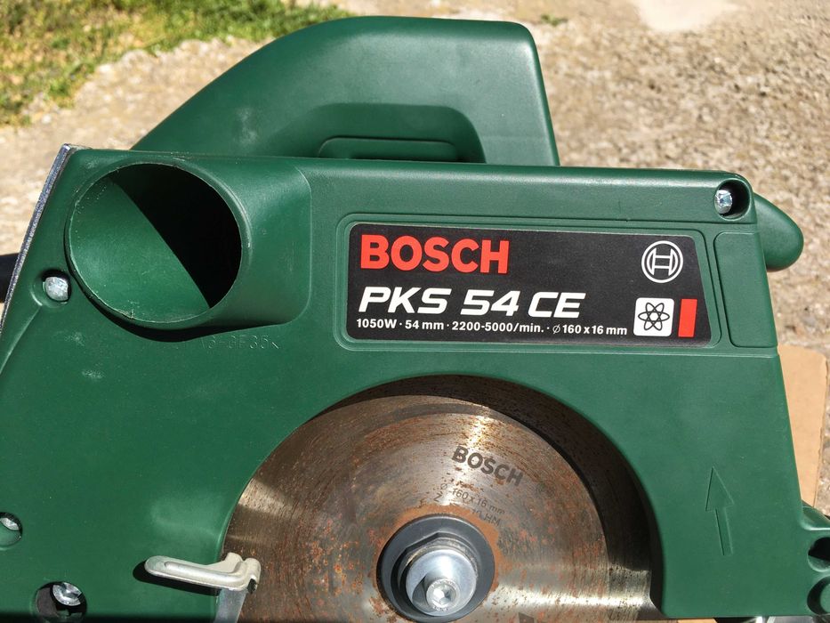 настолен циркуляр Bosch, със стойка Bosch
