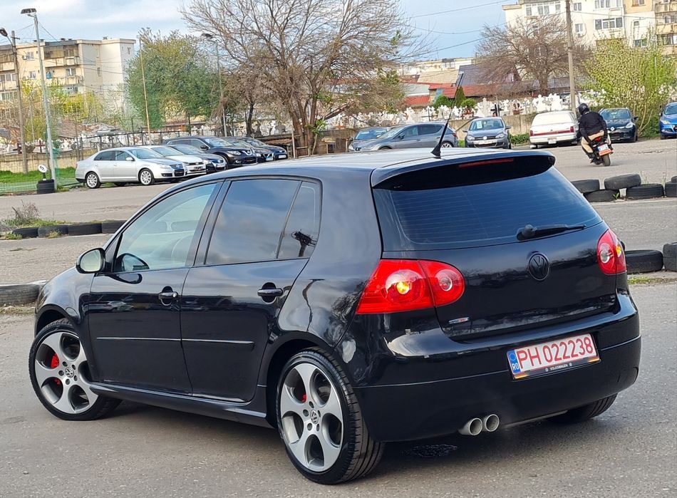 VW Golf GTI ~ Automată DSG ~ 2.0 Benzină - 200 CP ~ Navi , Piele , Klimă , Jante R18 ~ Import Germania ~ IMPECABILĂ