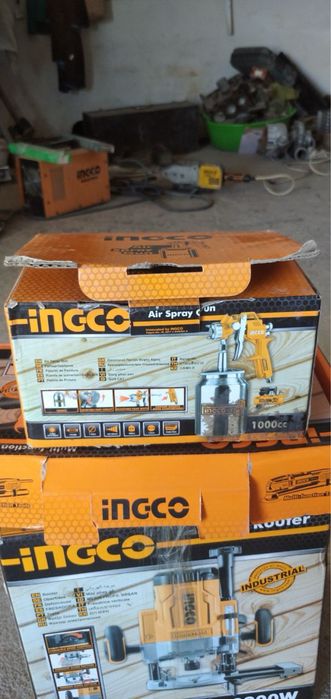 Пневматический краскопульт INGCO ASG3101 с нижним бачком.
