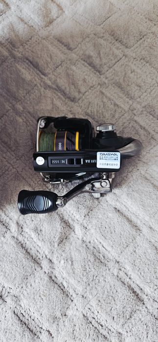 Продам  спиннинг Maximus с катушкой