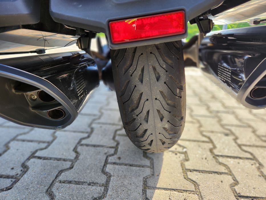 BMW K1600 Grand America