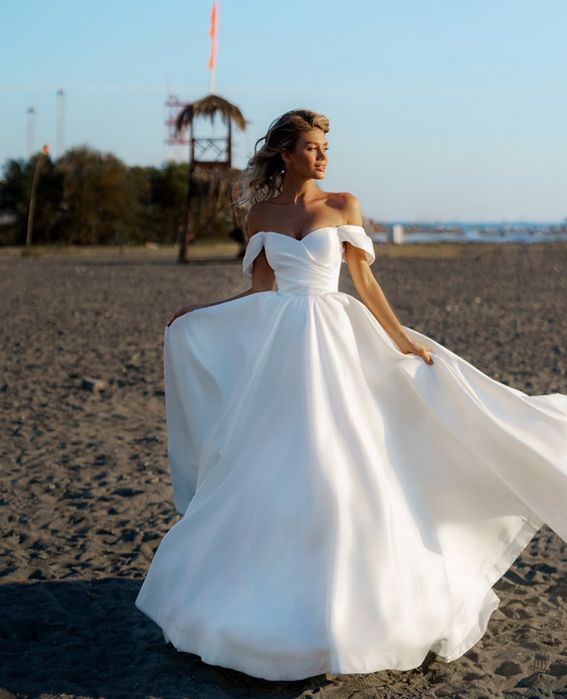 Сватбена булчинска рокля