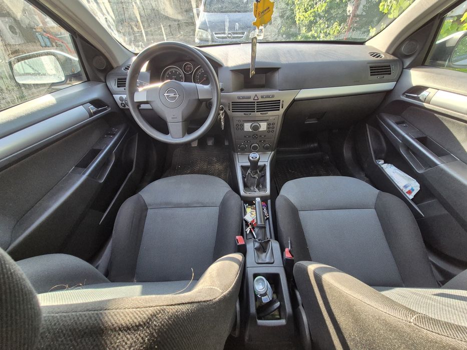 Opel astra H 2005