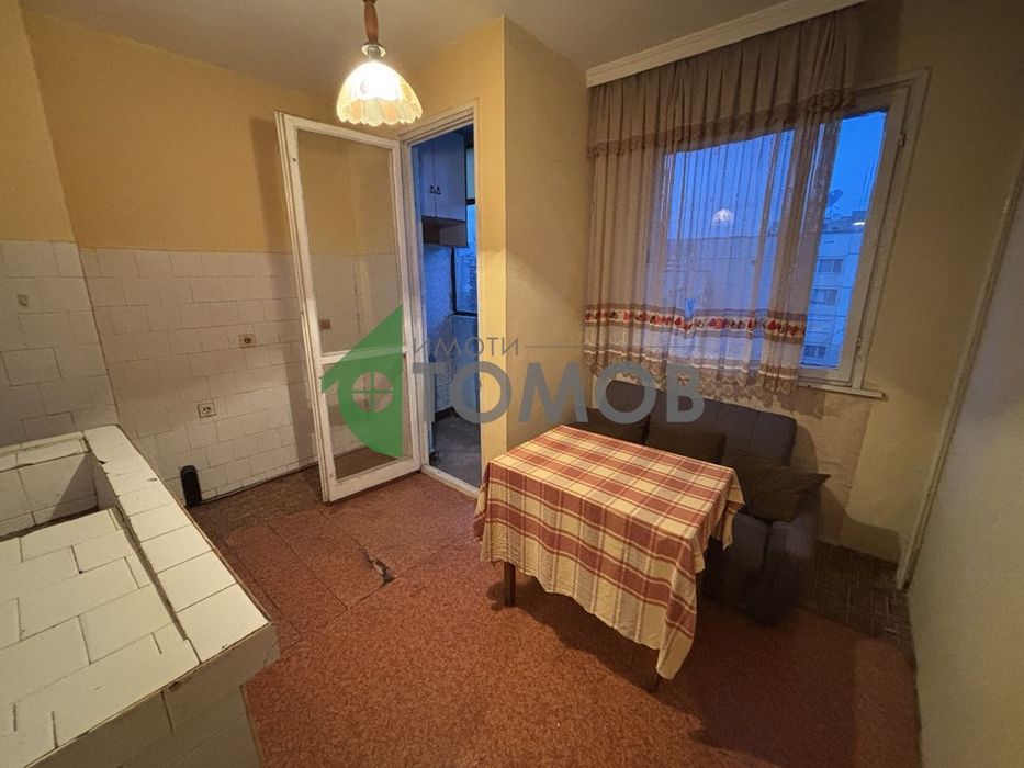 Тристаен апартамент в кв. Опълченски