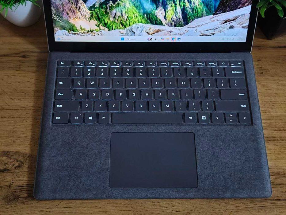 [ARZON] Noutbuk Microsoft Surface Laptop 3 i7 /DDR4 16Gb / SSD 256Gb