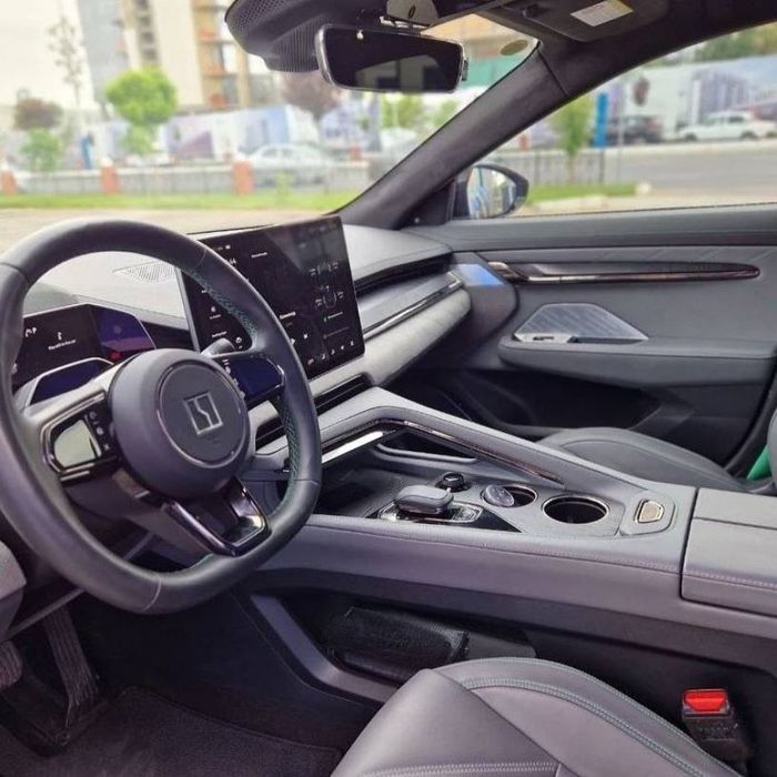 Zeekr 001 2022 — 3