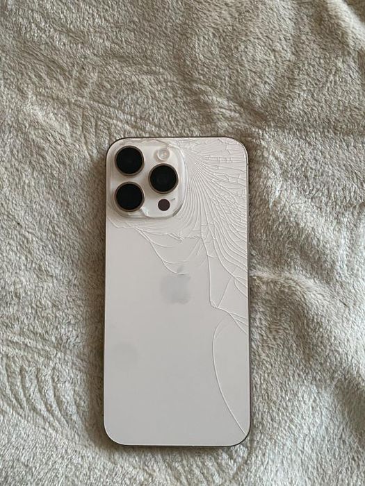 Vand iphone 16 pro max