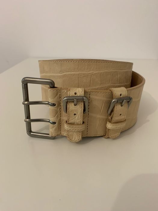 Vand curea din piele Furla stare foarte buna