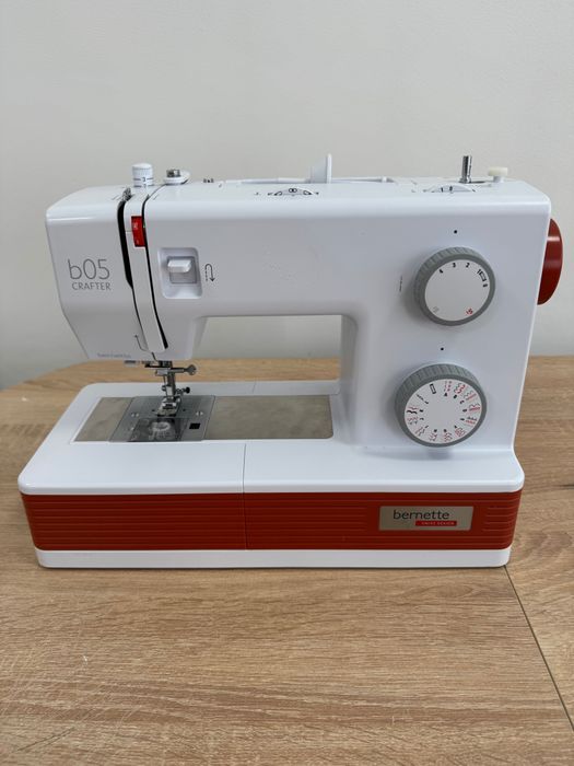Шевна машина Bernette b05 Crafter – като нова, с гаранция