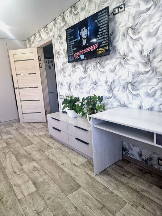 Продам 1,5 - комнатную квартиру