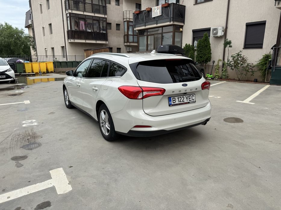 FORD Focus 2020 — imagine 5