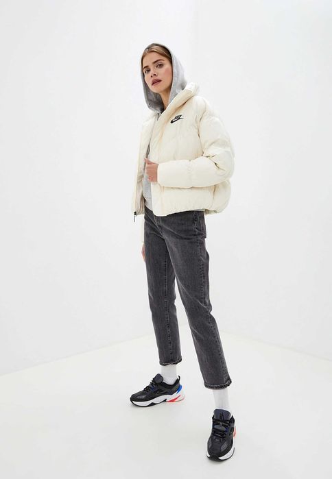 NIKE Оригинално дамско яке с пух размер М