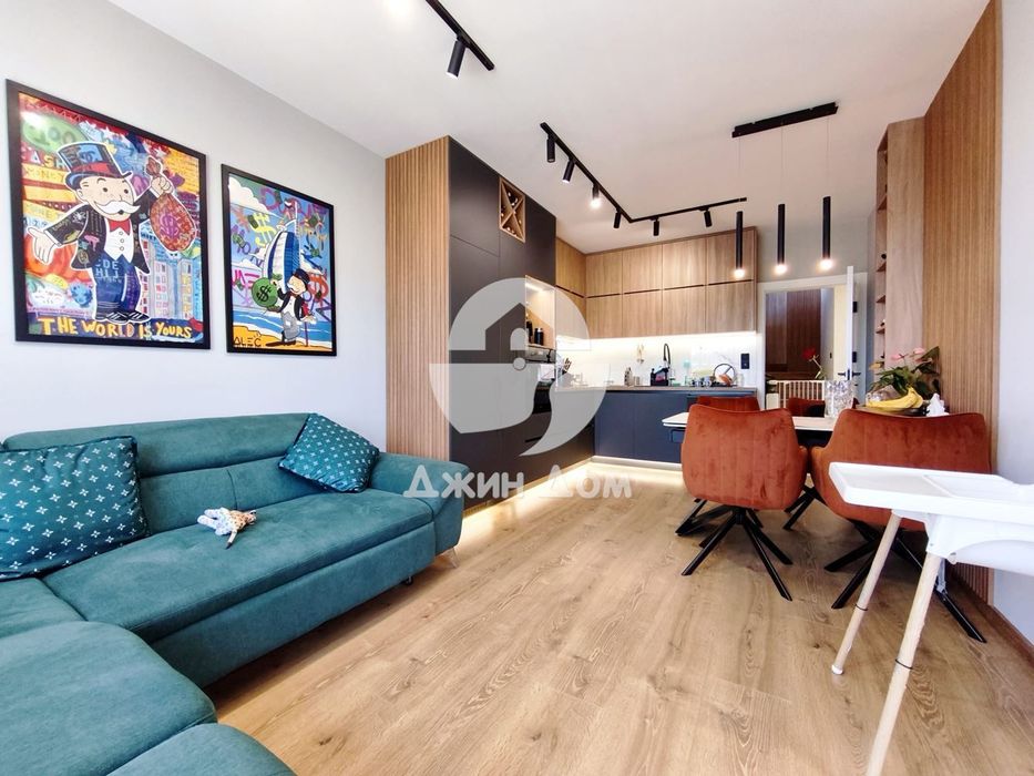 Продава се Тристаен апартамент в Свети Влас - 140 кв.м за 2108 €/кв.м - Снимка #2
