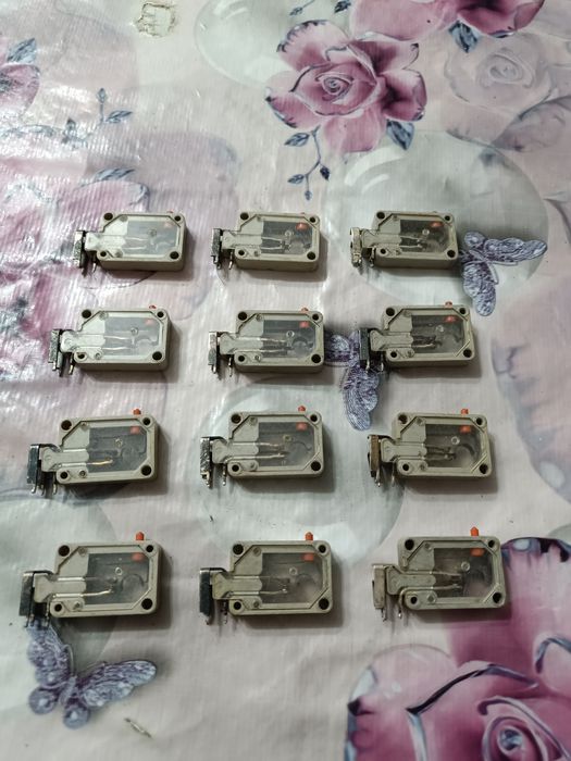 Кнопки  разъёмы кнопки