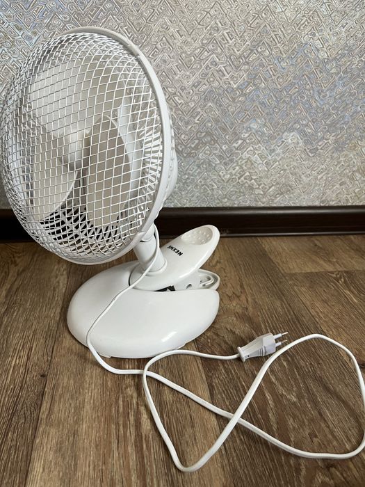 Вентилятор б/у настольный