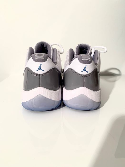 Jordan 11 Retro Low Cement Grey