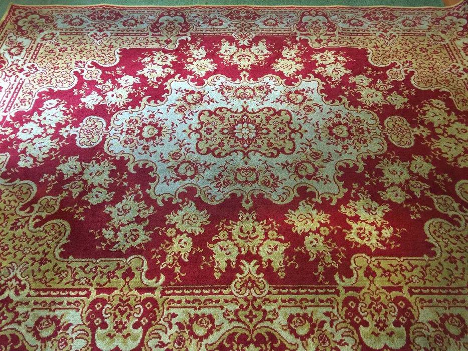 ковер Saturn производство ГДР,2,5 Х 3,5, чистый