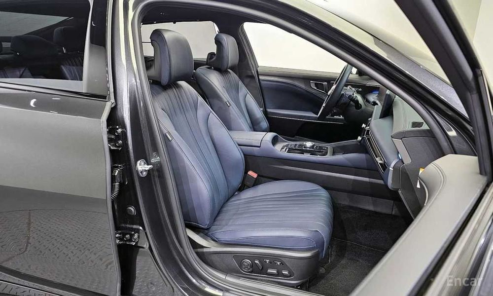 Kia K8 Hybrid Full Signature Black