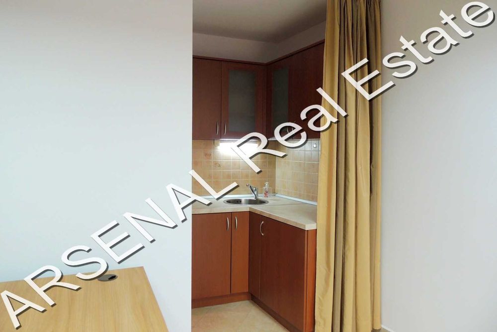 Дава се под наем Офис в София, Лозенец - 43 кв.м за 373.83 € - Снимка #1