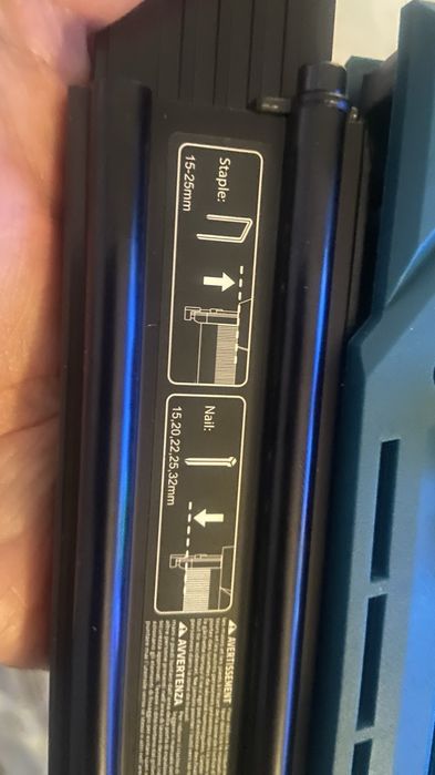 Pistol electric de cuie și agrafe – 2‑în‑1, NEU MASTER