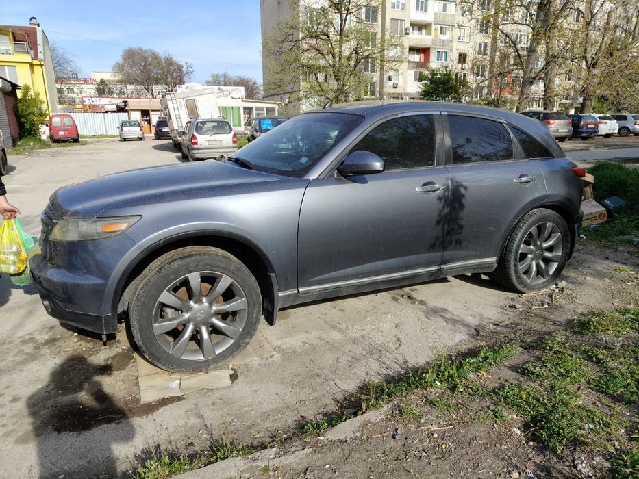 Продавам infiniti