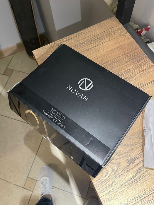 Продам машинку для стрижки волос и триммер