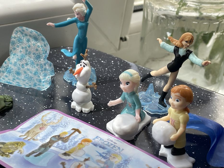 Kinder surprise Frozen 2016 complet