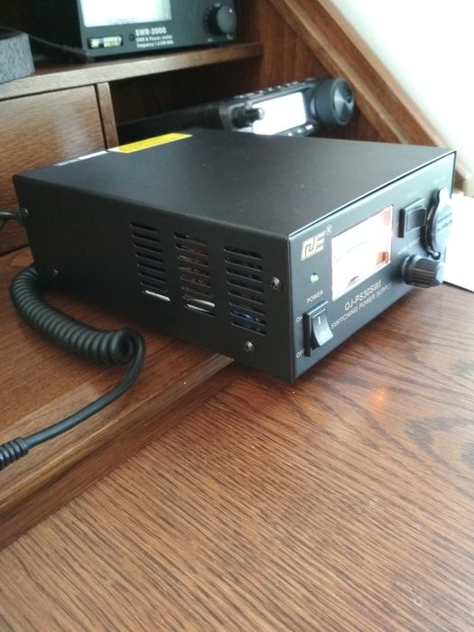 Мощно импулсно захранване за радиостанции 13.6V, 30A