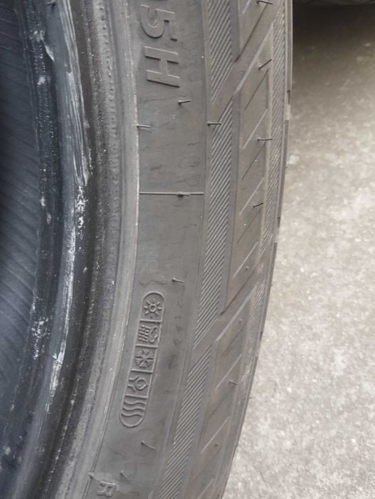 Автомобилни гуми