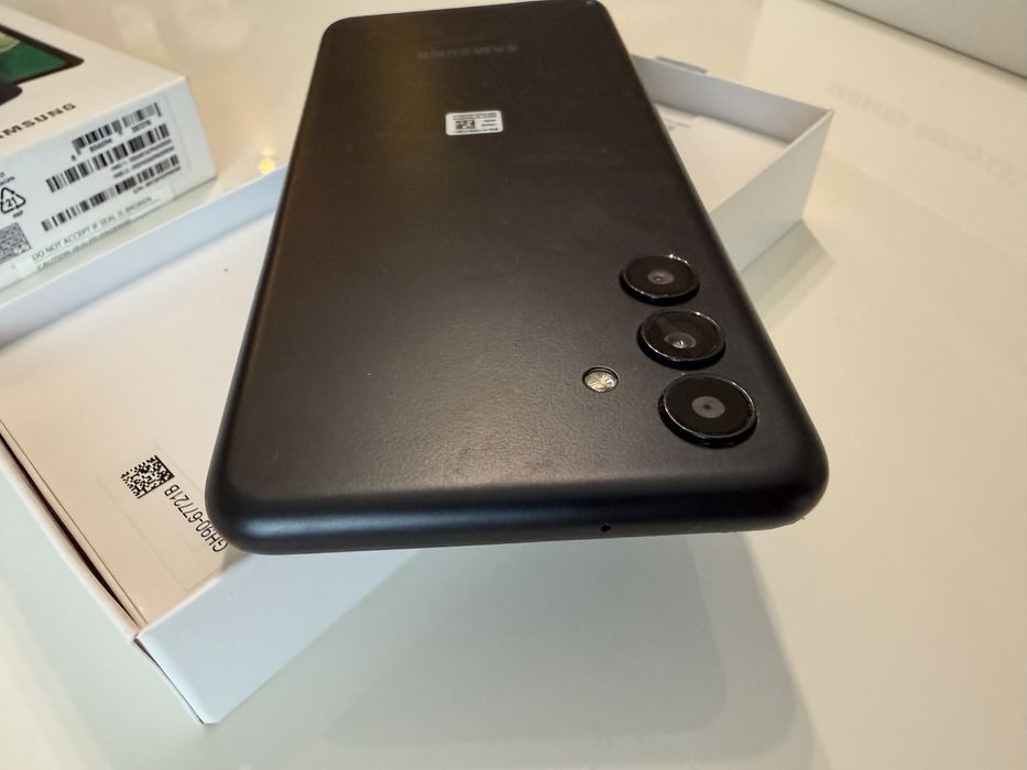 SAMSUNG A13 5G. 128gb