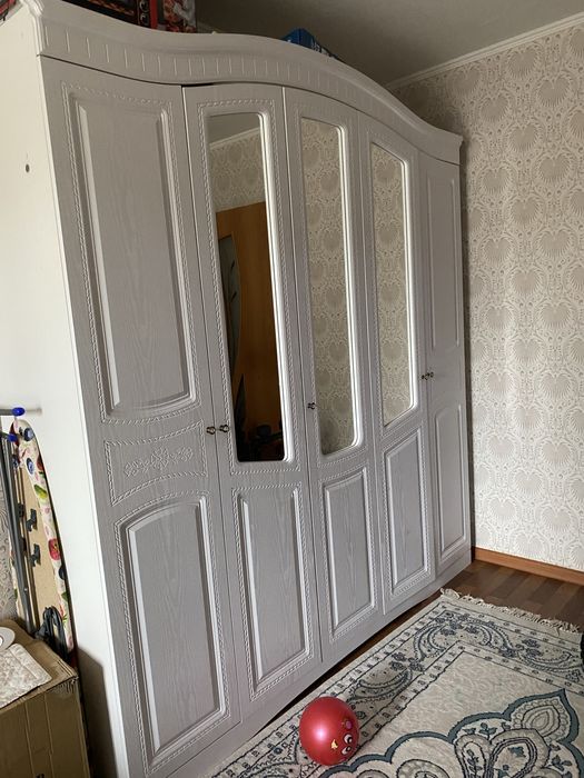 Спальный гарнитур