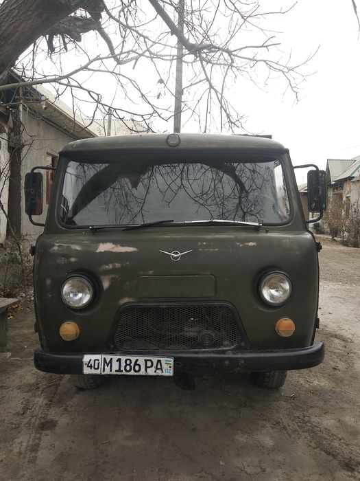 Mashina yurib turibdi xolatizoʻr