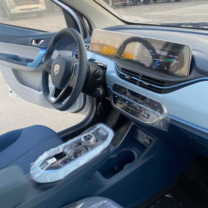 Changan BEN BEN $12700 avtosalonda