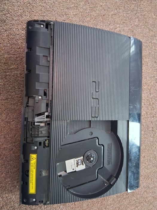 Ps 3 super slim in stare buna