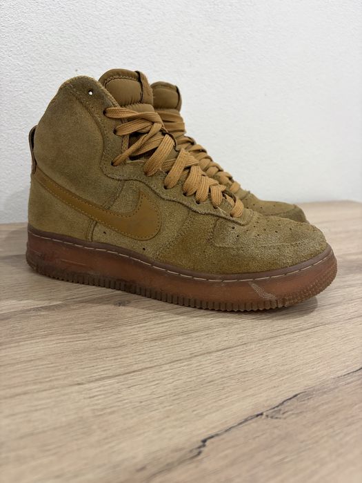 Vand adidasi nike trimti cu verificare marimea 36,5